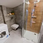 Bronowicka Premium - 52m2 With Private Parking Apartmán *