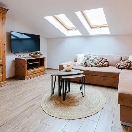 Bronowicka Premium - 52m2 With Private Parking *