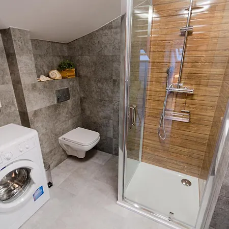 Bronowicka Premium - 52m2 With Private Parking Apartment *