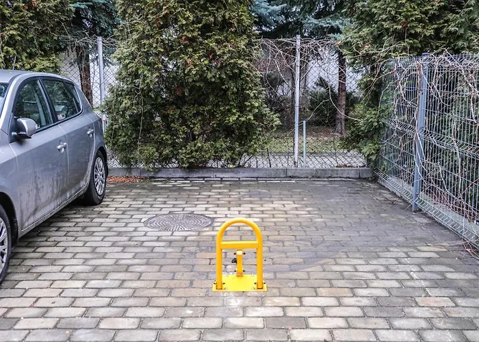 Daire Bronowicka Premium - 52m2 With Private Parking Krakow